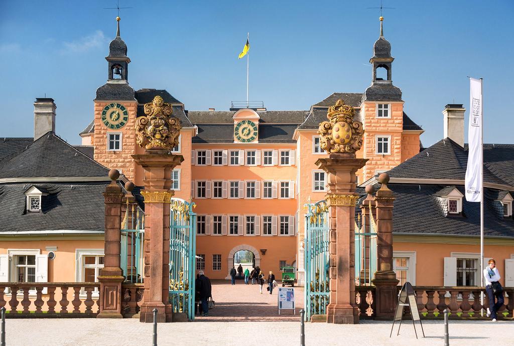 Gaestehaus Am Schloss Hotel Schwetzingen Buitenkant foto